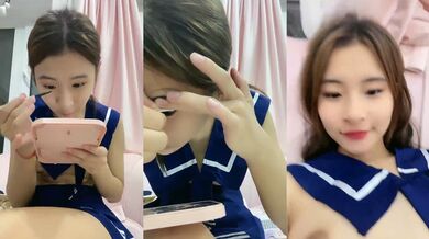 【调教少女】卧槽幼齿学妹，好漂亮的这俩姐妹花，颜值都挺清秀，同学兼闺蜜，年龄不大确实好骚，互插呻吟 (7)